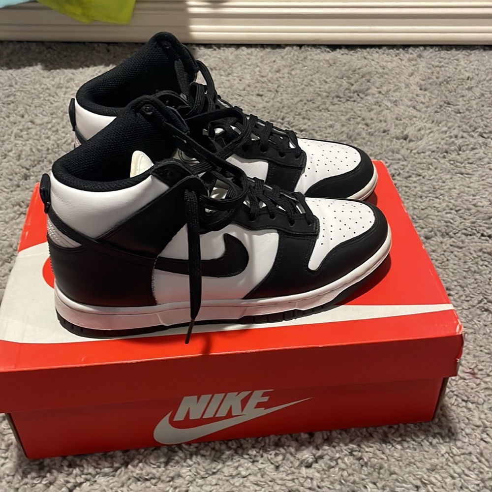 Nike Dunk High W size 8 🐼